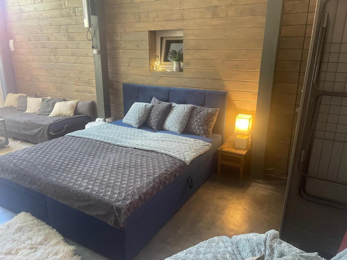 MonPe apartmánik s atmosférou Komárno Exterior foto