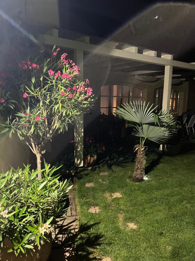 MonPe apartmánik s atmosférou Komárno Exterior foto