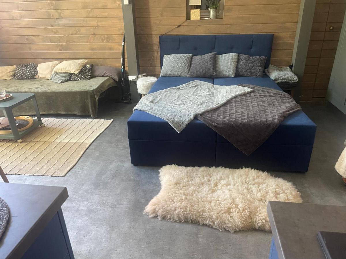 MonPe apartmánik s atmosférou Komárno Exterior foto