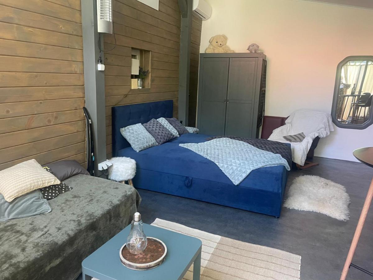 MonPe apartmánik s atmosférou Komárno Exterior foto