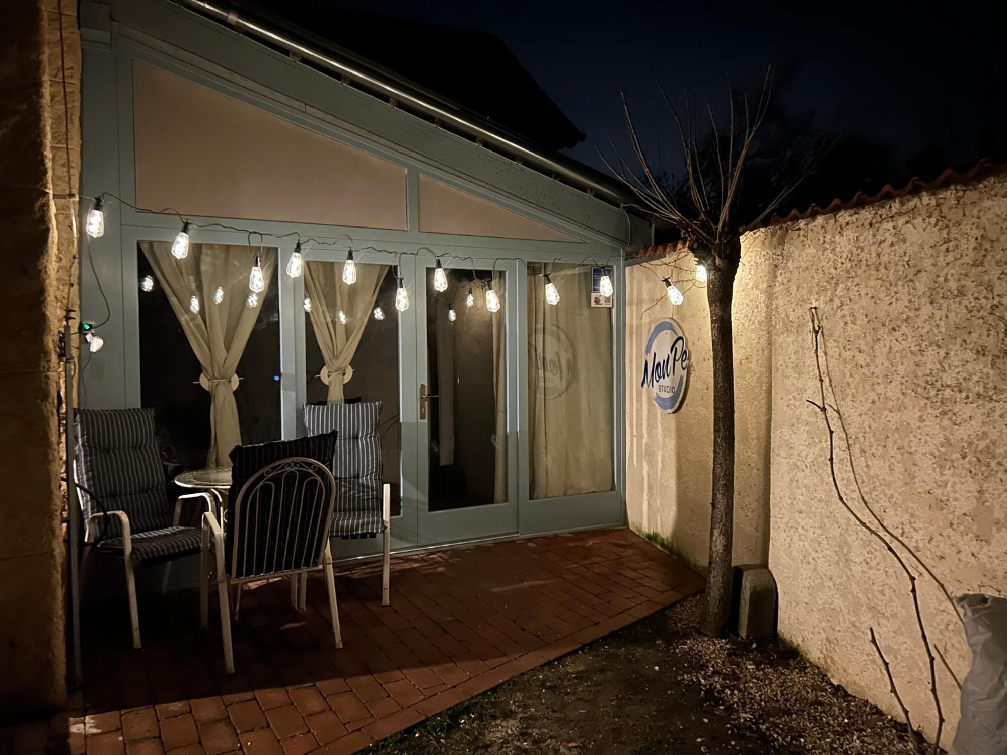 MonPe apartmánik s atmosférou Komárno Exterior foto